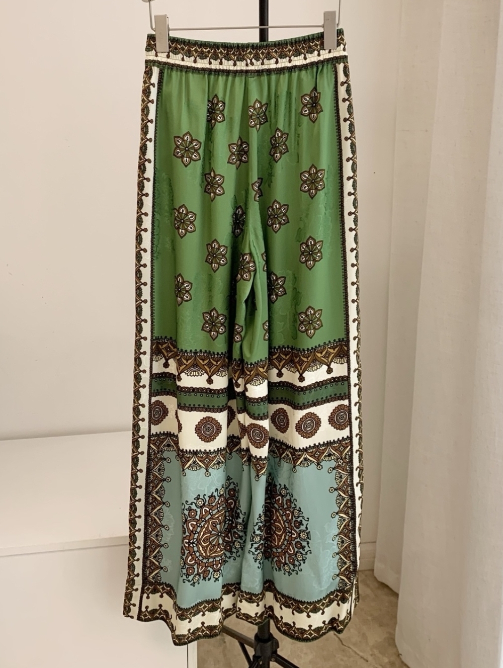 ALEMAIS Contina Wide-Leg Jacquard Pants - Picture 9 of 11
